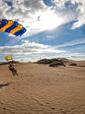 image n.2 of Gran Canaria : Skydiving over Maspalomas Dunes activity in San Bartolomé de Tirajana, uploaded by supplier