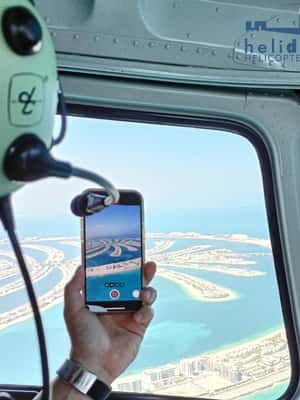Bild Nr. 2 von Dubai: 30-minütige Tour mit dem Hubschrauber über die Landschaft Aktivität in Dubai, hochgeladen vom Anbieter