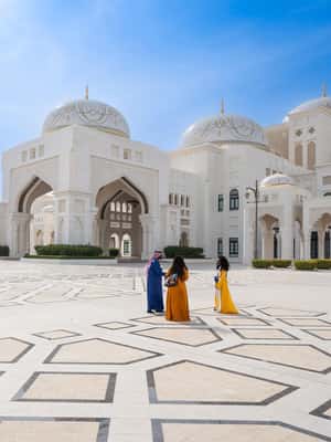image n.2 of From Abu Dhabi: Grand Mosque, Royal Palace& Heritage Village activity in Abu Dhabi, uploaded by supplier