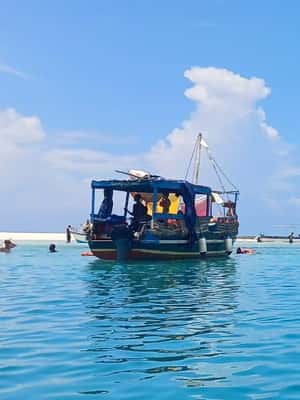 image n.2 of Mombasa: Wasini Dolphin Tour activity in Central Kenya, uploaded by supplier