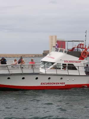 imagen n.º 2 de Agadir: excursión en barco de 4 horas con pesca, barbacoa y baño actividad en Agadir, subida por el proveedor