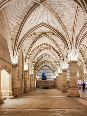 Image N°2 de Visite guidée privée de la Sainte Chapelle et de la Conciergerie activité à Paris, publiée par le prestataire