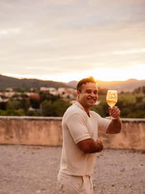 billede nr.2 af aktiviteten Fra Barcelona: Penedès solnedgangs-vinsmagningstur i Barcelona, uploadet af udbyder