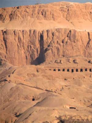 image n.2 of A Luxor Excursion to Habu Temple, Valley of Workers & Queens activity in Luxor, uploaded by supplier