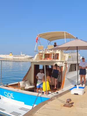 Immagine nº 2 di Da Trapani: Tour in barca di Favignana e Levanzo con pranzo attività a Isola di Levanzo, caricata dal fornitore