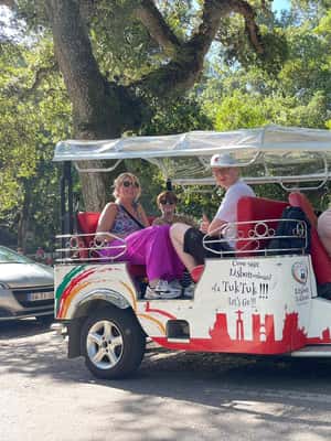 billede nr.2 af aktiviteten Sintra-oplevelsestur: Tuk Tuk med Ginja i Sintra, uploadet af udbyder