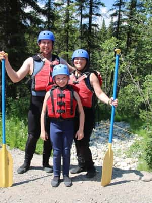 imagem n.2 de Banff: Excursão de rafting no rio Kananaskis à tarde atividade em Alberta, carregada pelo fornecedor