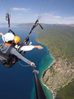 billede nr.2 af aktiviteten Paragliding over Ohrid-søen i Den sydvestlige region, uploadet af udbyder