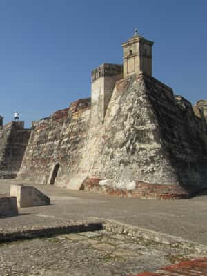 image n.2 of قرطاجنة: مدخل قلعة سان فيليبي activity in قرطاجنة, uploaded by supplier