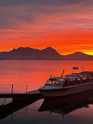 billede nr.2 af aktiviteten Lago Maggiore: Panoramisk solnedgangskrydstogt fra Feriolo i Stresa, uploadet af udbyder