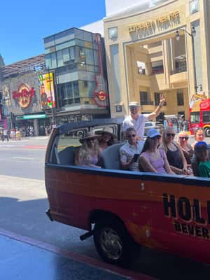 imagen n.º 2 de Los Angeles Tour en autobús descubierto por Hollywood y Beverly Hills actividad en Los Ángeles, subida por el proveedor
