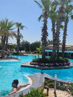 image n.2 of Therme:Spa Day at the biggest oasis of Relaxation《Bucharest》 activity in Balotesti, uploaded by supplier