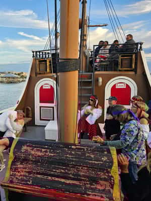 bilde nr.2 av Augustine: Black Raven Tropical Sunset Cruise aktivitet i St. Augustine, lastet opp av leverandør