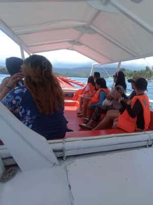 image n.2 of island hoping puerto galera activity in Puerto Princesa, uploaded by supplier