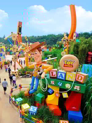 image n.2 of Hong Kong Disneyland: Non-Stop 2-Day Fun Ticket activity in Lantau Island, uploaded by supplier