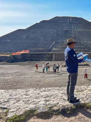Bild Nr. 2 von Pyramiden von Teotihuacan: Führung mit Ticket inklusive Aktivität in San Juan Teotihuacán, hochgeladen vom Anbieter