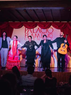imagen n.º 2 de Granada: Espectáculo Flamenco Tradicional de 1 Hora en Palacio actividad en Granada, subida por el proveedor