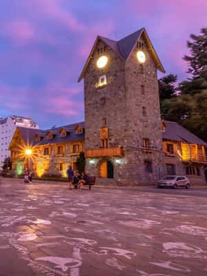 imagem n.2 de Bariloche: BRC Aeroporto ao Centro da Cidade|Transfer Privado ao Hotel atividade em Bariloche, carregada pelo fornecedor