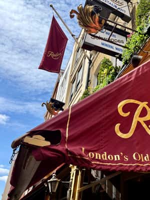 зображення №2 активності «Секрети Лондона: екскурсія по Ковент-Гардену та ресторану Rules» в такій локації: Лондон, завантажене постачальником