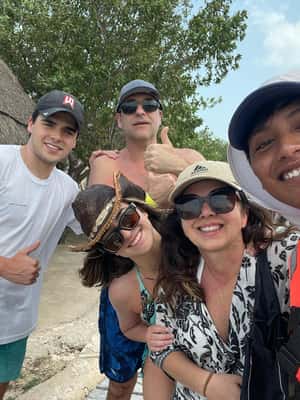 Obraz nr 2 z atrakcji Holbox: rejs wycieczkowy łodzią po Punta Mosquitos, Yalahau i wyspie Pasión w Quintana Roo, przesłany przez organizatora