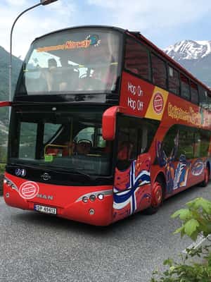 Bild Nr. 2 von Geiranger: Stadtbesichtigung Hop-On/Hop-Off-Bustour Aktivität in Geiranger, hochgeladen vom Anbieter