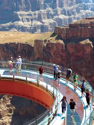 Bild Nr. 2 von Las Vegas: West Grand Canyon Hubschrauber Ticket mit Transfer Aktivität in Nevada, hochgeladen vom Anbieter