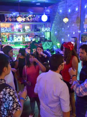 imagen n.º 2 de Singapur Pub Crawl - De fiesta como un lugareño actividad en Singapur, subida por el proveedor