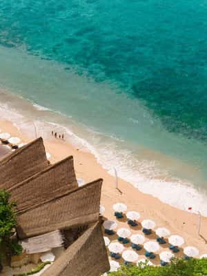 Εικόνα 2 από Uluwatu: Beach Club και Cliffside Private Bar Hopping Tour δραστηριότητα σε Μπαλί, ανέβηκε από πάροχο