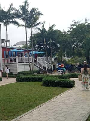 Image N°2 de Visite de la ville de Nassau : Découvrez les charmes de la vieille ville de Charles activité à Nassau, Bahamas, publiée par le prestataire