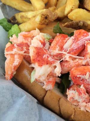 image n.2 of Boston: Iconic Food Tasting & History Tour - Downtown activity in Boston, uploaded by supplier