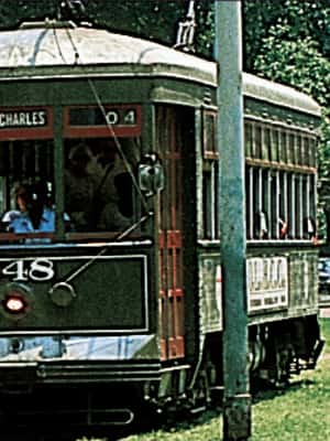 Immagine nº 2 di New Orleans: tour della città e del cimitero in autobus di 2 ore e 15 minuti attività a New Orleans, caricata dal fornitore