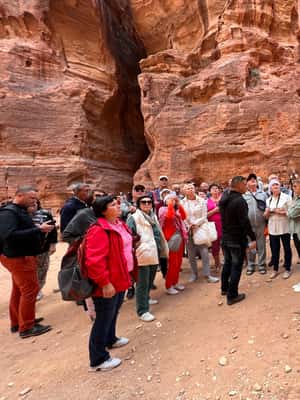 bild nr.2 av Från Sharm ElSheikh: Den förlorade staden (Petra) Dagsutflykt med färja aktivitet i Amman (region), uppladdad av arrangören