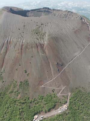 image n.2 of Naples: Pompeii, Herculaneum and Mt. Vesuvius Private Tour activity in Naples, uploaded by supplier