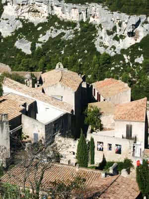 imagem n.2 de A partir de Avignon: locais de Van Gogh e monumentos romanos atividade em Arles, carregada pelo fornecedor