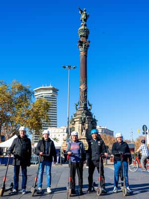 imagem n.2 de ❤️Barcelona Tour de Segway ❤️ com um guia local atividade em Barcelona, carregada pelo fornecedor