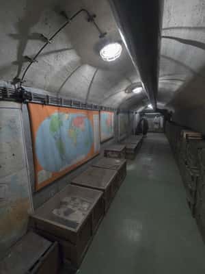 Image N°2 de Prague : Histoire du communisme et visite guidée du bunker nucléaire activité à Prague, publiée par le prestataire