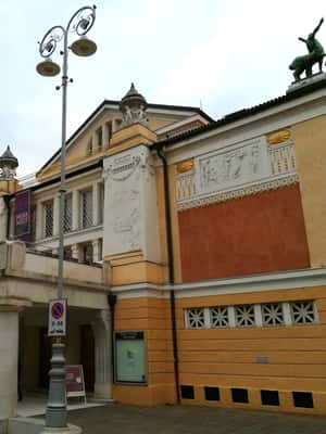 Image N°2 de Visite privée de MERANO : ville historique et pittoresque du Tyrol du Sud activité à Merano, publiée par le prestataire