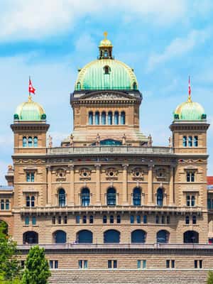 imagem n.2 de Viagem de 1 dia privada: Interlaken à capital, Berna e Lausanne atividade em Lausanne, carregada pelo fornecedor