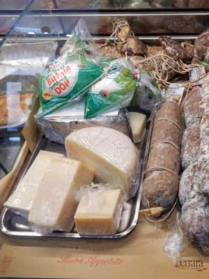 image n.2 of Ferrara: Walking Tour, Highlights and Food Tastings activity in Ferrara, uploaded by supplier