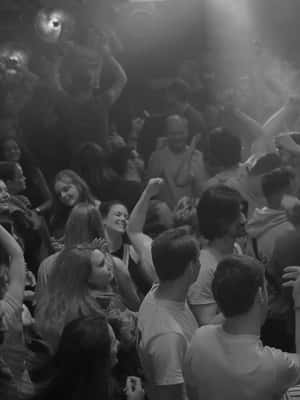 afbeelding n.2 van De verborgen bars van Sofia: 4 uur durende kroegentocht activiteit in Sofia, geüpload door aanbieder