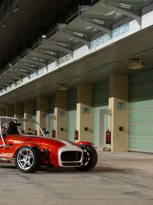 image n.2 of Abu Dhabi: Yas Marina Circuit Caterham Seven Express Drive activity in Abu Dhabi, uploaded by supplier