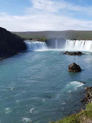 imagen n.º 2 de Desde Akureyri: Godafoss y el lago Myvatn actividad en Reykjahlid, subida por el proveedor