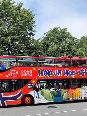 Bild Nr. 2 von Haugesund: 1-Tages-Hop-On/Hop-Off-Sightseeing-Bus GrayLine Aktivität in Haugesund, hochgeladen vom Anbieter