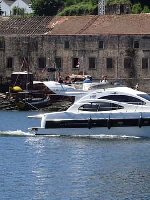 imagem n.2 de Faz um cruzeiro no Porto: Cruzeiro no Rio Douro - Dia Inteiro atividade em Região do Norte, Portugal, carregada pelo fornecedor