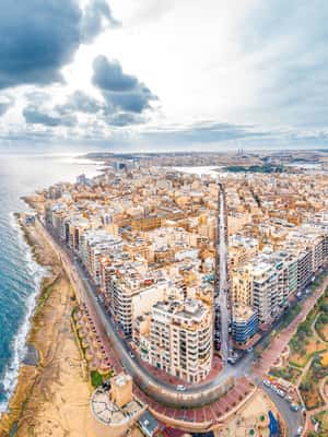 imagem n.2 de De Sliema: Cruzeiro pelos portos e riachos de Malta atividade em Sliema, carregada pelo fornecedor