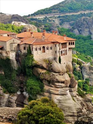 image n.2 of Athens: Guided Tour to Meteora Monasteries & Hermit Caves activity in Kalabaka, uploaded by supplier
