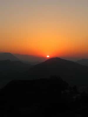 Bild Nr. 2 von Pokharas besondere magische Sonnenaufgang und Sonnenuntergang private Tour Aktivität in Pokhara, hochgeladen vom Anbieter