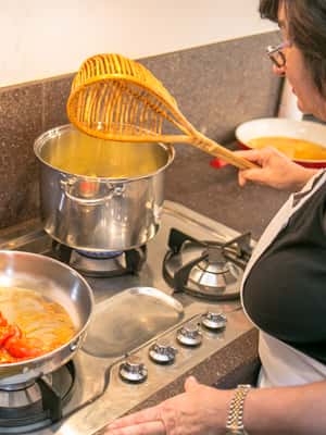 Immagine nº 2 di Treviso: Corso di cucina sulla pasta e sul tiramisù a casa di un locale attività a Treviso, caricata dal fornitore