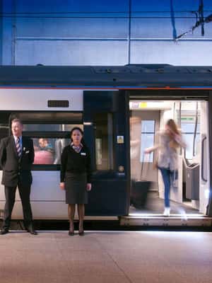 Immagine nº 2 di Londra: transfer in treno Express da/per l'aeroporto di Londra Stansted attività a Londra, caricata dal fornitore