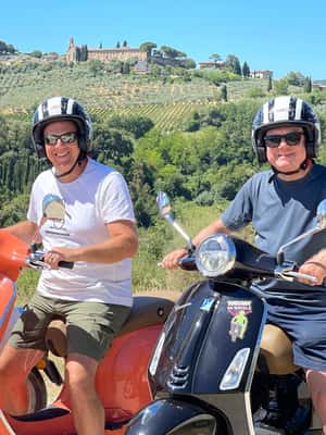 image n.2 of From San Gimignano: Chianti Vespa Tour with Lunch activity in San Gimignano, uploaded by supplier
